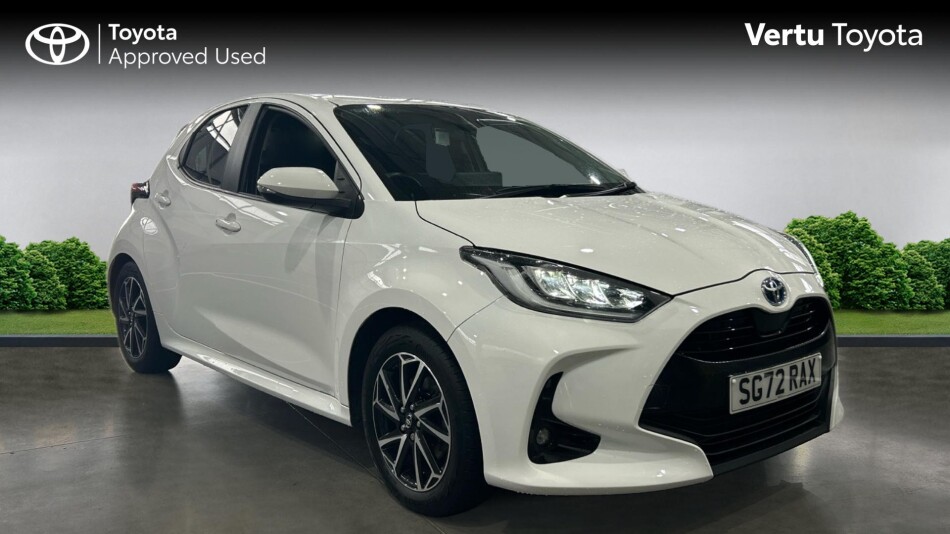 Toyota Yaris 1.5 Hybrid Design 5dr CVT Hybrid Hatchback
